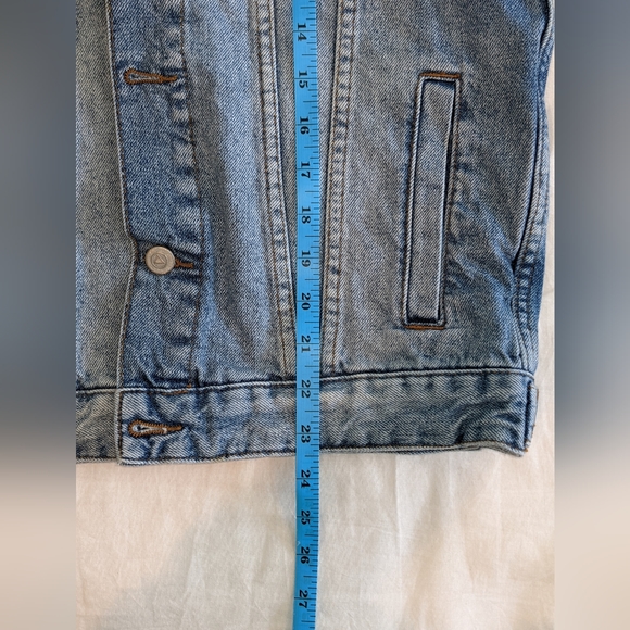 Asos Distressed Denim Jacket with Hood - Picture 7 of 7